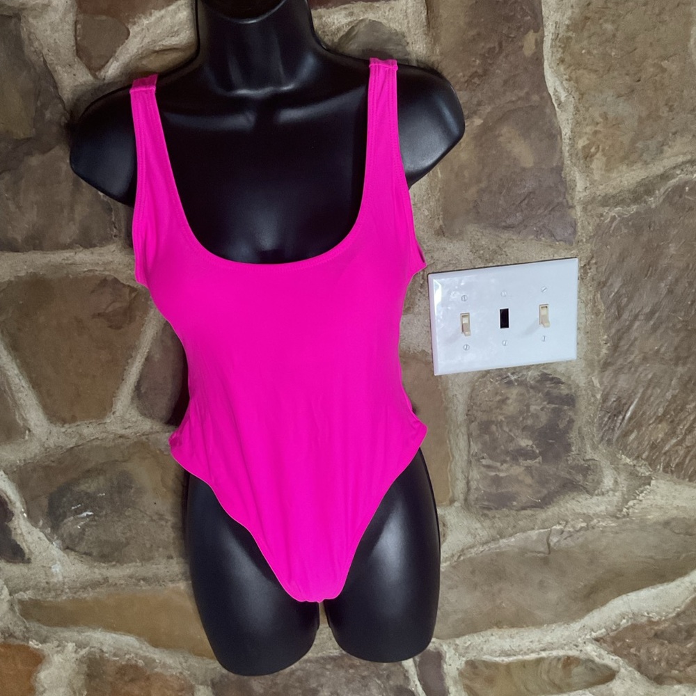 Hot Pink Women's One-Piece Swimsuit Bikini Cut Deep Scoop Back Small